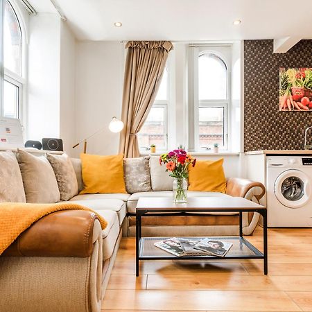 Cavern Quarters, Beautiful Two Bedroom City Centre Apartment By Garudy Serviced Apartments And Short Lets - Perfect For Longer Stays 리버풀 외부 사진