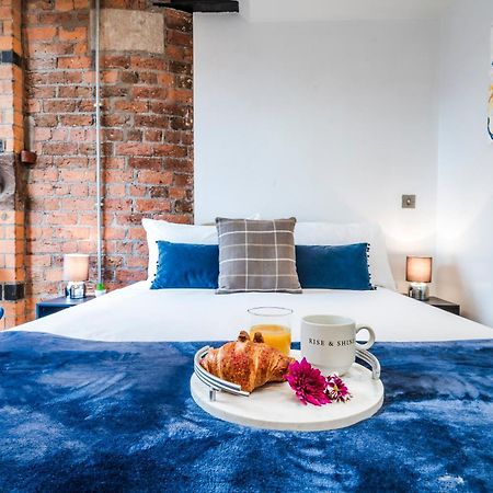 Cavern Quarters, Beautiful Two Bedroom City Centre Apartment By Garudy Serviced Apartments And Short Lets - Perfect For Longer Stays 리버풀 외부 사진