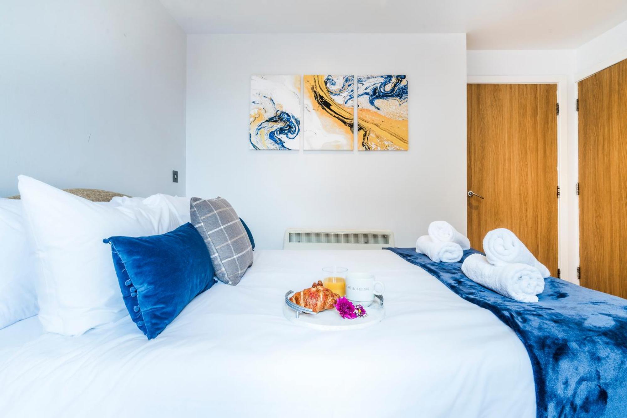 Cavern Quarters, Beautiful Two Bedroom City Centre Apartment By Garudy Serviced Apartments And Short Lets - Perfect For Longer Stays 리버풀 외부 사진