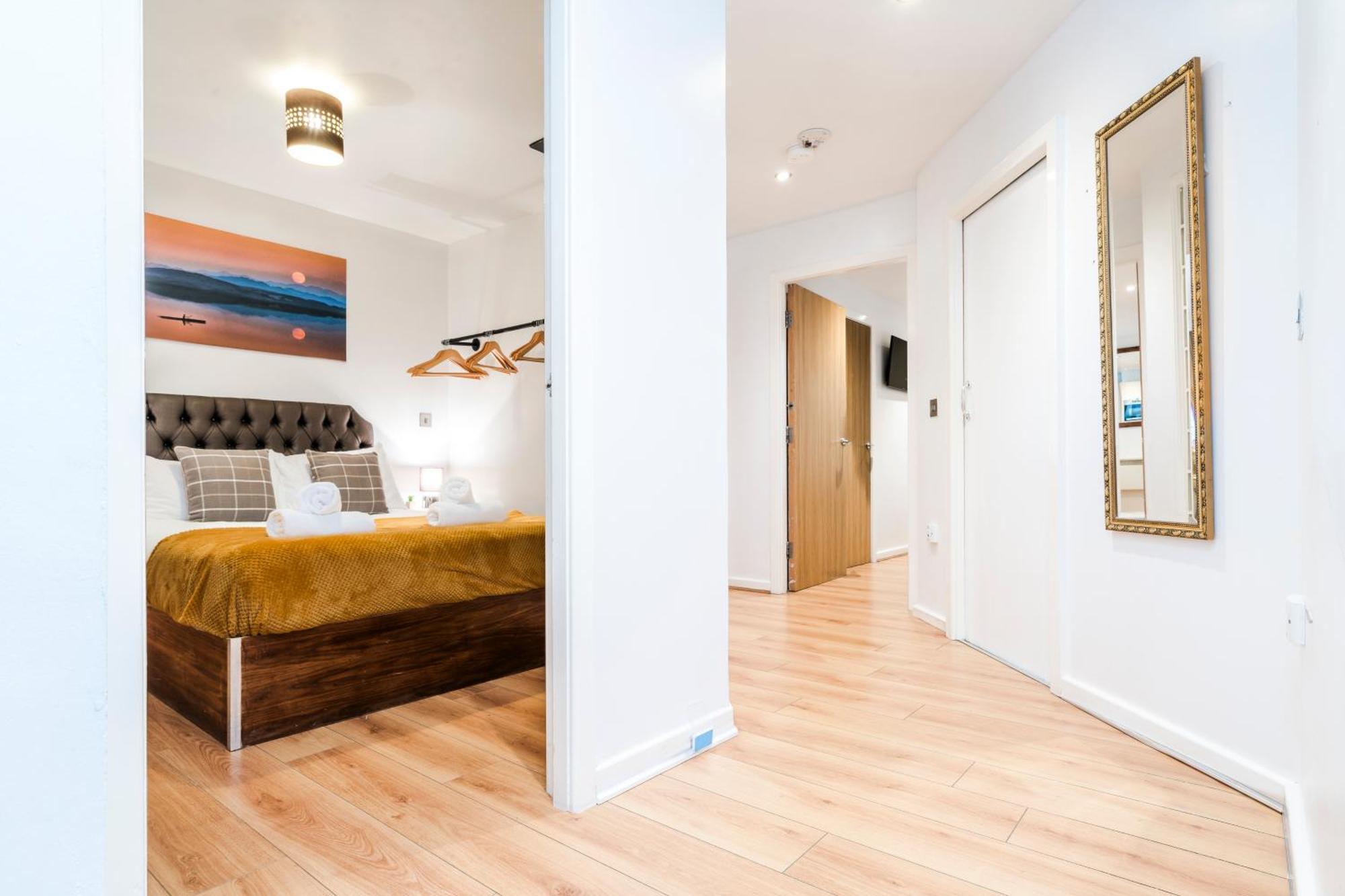Cavern Quarters, Beautiful Two Bedroom City Centre Apartment By Garudy Serviced Apartments And Short Lets - Perfect For Longer Stays 리버풀 외부 사진